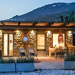 Vlia Mykonos * Kalafatis