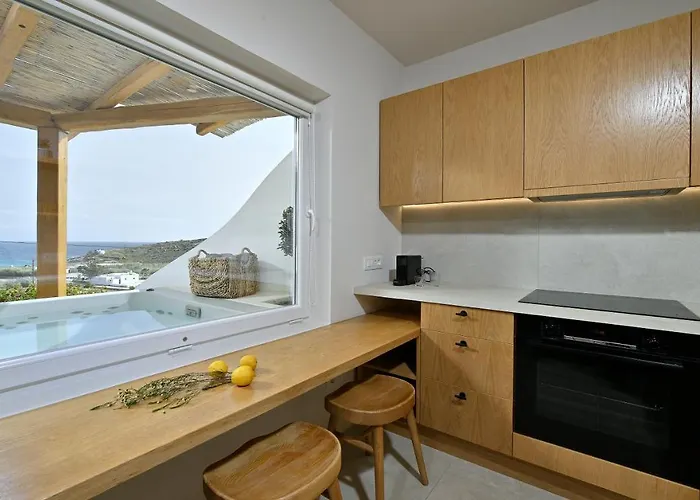 Vlia Mykonos カラファティス