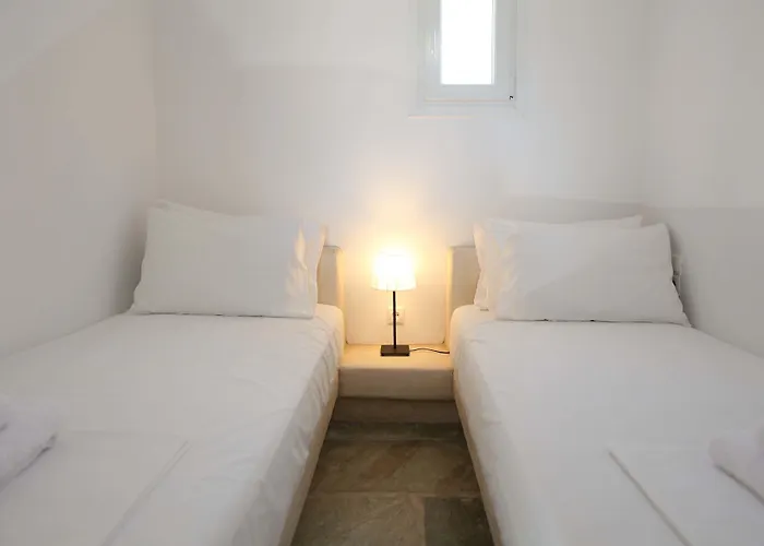 Vlia Mykonos * カラファティス