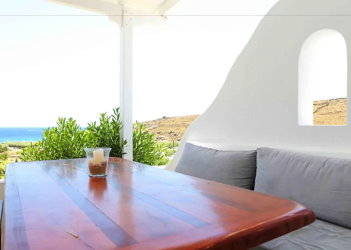 Vlia Mykonos * カラファティス