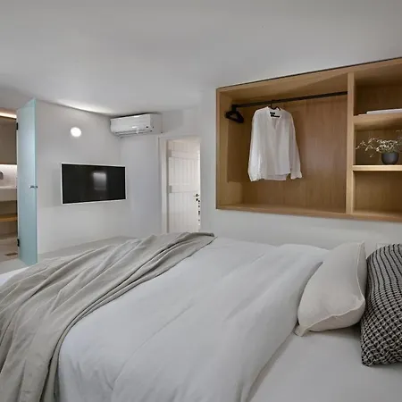 Vlia Mykonos * Kalafatis