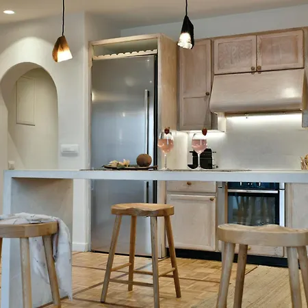 Vlia Mykonos *