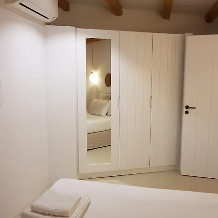 Vlia Mykonos Καλαφάτη